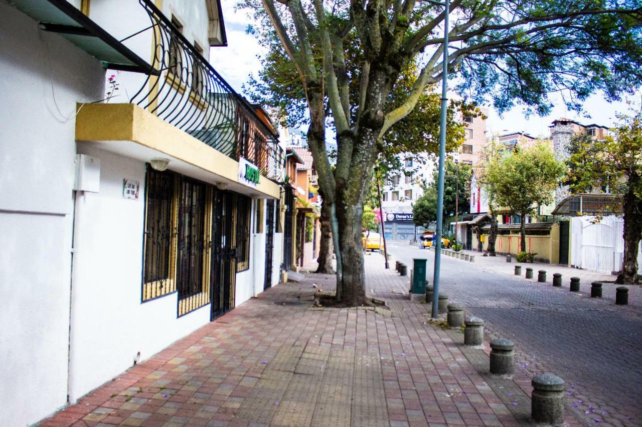 Hostal Loro Verde Quito Exterior foto
